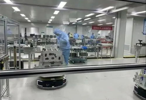 新能源汽車開啟“AI大模型”競(jìng)速賽 能否破解內(nèi)卷與消防安全的雙重挑戰(zhàn)？