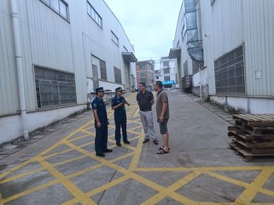 專(zhuān)業(yè)指導(dǎo)防患未“燃” 區(qū)消防救援工作組深入轄區(qū)“廠(chǎng)中廠(chǎng)”開(kāi)展消防技術(shù)指導(dǎo)服務(wù)